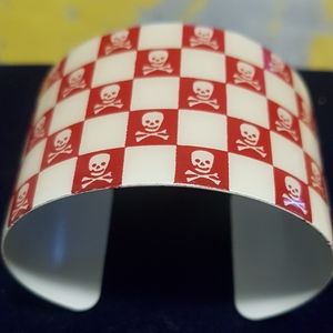Funky skull cuff